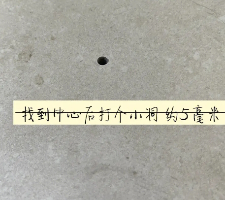 田阳瓷砖空鼓维修公司专业解答在瓷砖铺贴过程中，如果砂料搅拌不均匀，将会带来以下问题